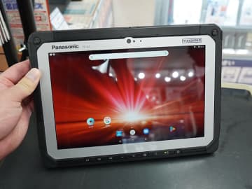 高耐久10.1インチAndroidタブレット「TOUGHPAD FZ-A2」が3,980円！中古品セール