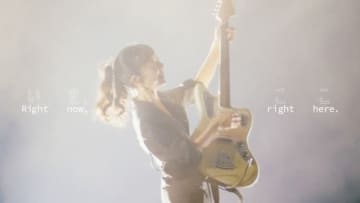 羊文学、初の日本武道館ライヴから新曲「いとおしい日々」のライヴ映像公開