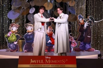 King & Princeが点灯式に登場！髙橋海人「クリスマスは廉とミッキーと見に来たい！」永瀬廉「心がポカポカして、ずっと見ていたくなる」