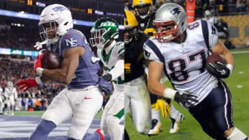 RBヘンダーソンが1試合で3TDを記録したペイトリオッツ史上2人目の新人選手に