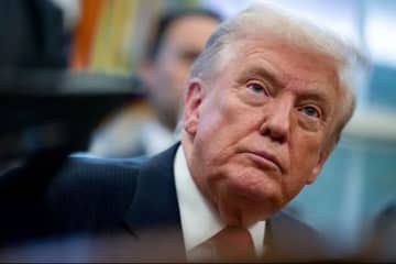 トランプ氏、司法省に捜査要請の意向　エプスタイン元被告と多数の著名人との関係巡り