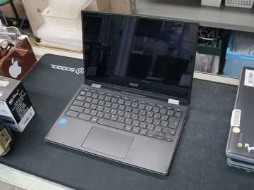 ASUS「Chromebook Flip」など、Chromebookのジャンク品が3,300円で大量入荷