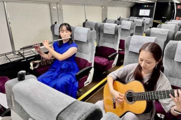 JR東日本、中央線快速グリーン車で生演奏イベント　11月の土休日に、各日1往復