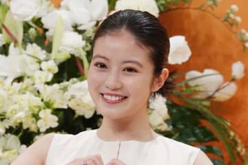 紅白出場歌手発表で過去のCM起用が話題　今田美桜との“再共演”実現「慧眼えぐい」「伏線だった」