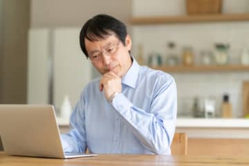 月100万円の役員報酬で“生涯現役”を目指す64歳社長「年金がカットされにくくなる」と聞き年金事務所へ、待っていた現実は…