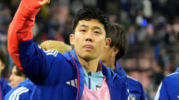 32歳日本代表主将の現状を海外紙が憂慮…「もはや不動のスタメンではない模様…近い将来、移籍を求める可能性がありうる」