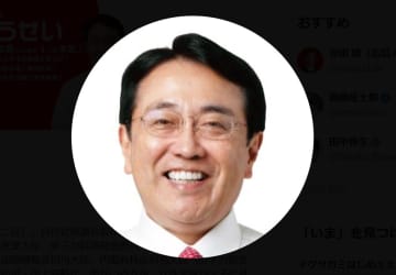 赤沢亮正経産相、「スーツにフケが凄い」指摘に病名を告白「このような事情があることもどうかご理解ください」