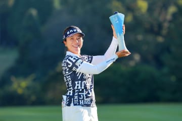 42歳の下川めぐみが2年ぶりツアー2勝目／女子下部
