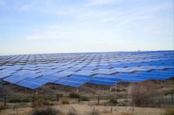 太陽光発電版「万里の長城」を守るスマート運用―中国