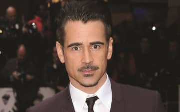 コリン・ファレルがコミックの映画化で危険な神父を演じる