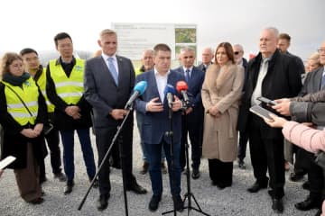 クロアチアで中国企業建設の高速道路プロジェクト起工式