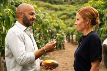 マンゴーが結ぶカラッと“大人の恋” デンマークから初登場首位の話題作【Netflix世界ランキング／映画 ネットフリックス おすすめ】