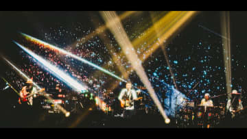 サザンオールスターズ、ツアー映像作品限定盤ボーナスディスクより「夢の宇宙旅行」ライブMV公開