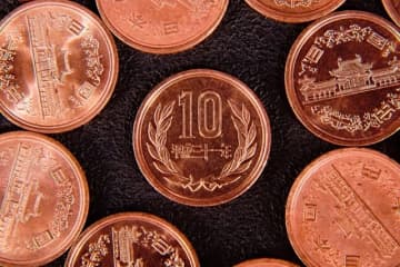 ファミマはファミから1個10円クーポンもらえる⁉セブンは揚げ物半額!【11/18~12/1】ファミリーマートブラックフライデー【11/27～11/30】セブンイレブンBLACKFRIDAY