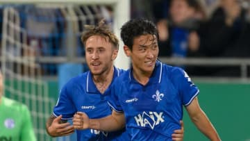 秋山裕紀は、言語は全然ダメだが馴染んでる！現地メディアが「苦戦の古川陽介とは対照的」と指摘