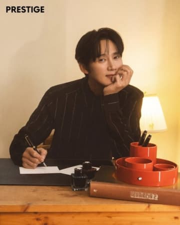 パク・ソンフン「PRESTIGE Hong Kong」表紙で高級感溢れるムードと眼差しを披露