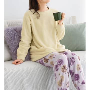 【セシール】最大80％オフ。WEB限定「ウインタープレセール」開催中！洋服も寝具も家具も...オトクな冬物を大放出中。《11月20日まで》