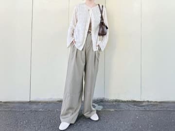 1枚あると便利な“これ”！【SHEIN】シルエットが美しく決まる「タックワイドパンツ」