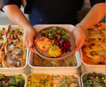 【食べ放題ニュース】“選べるメイン＋カレー食べ放題”は最強！恵比寿発の人気カフェが“初のビュッフェ”を展開