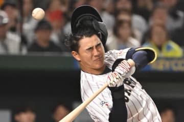 【侍ジャパン】あわや顔面直撃のヒヤリ…西川史礁が死球受けファン悲鳴＆ブーイングも無事強調