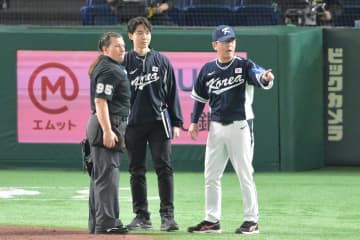 【侍ジャパン】５回に試合が一時ストップ　日韓指揮官が打球めぐり抗議の応酬