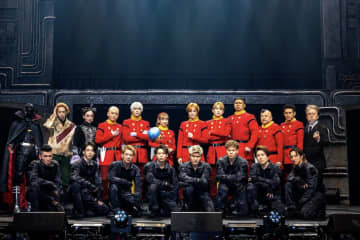 七海ひろき主演 舞台「サイボーグ009 -13番目の追跡者-」開幕