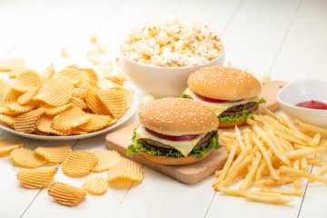 『（食事は）1年の70％は毎日同じもの』なかやまきんに君、”大会後のチート飯”を暴露「本当のことを言うと…」ネットでもコメント殺到「これ分かる、たまに我慢してそんな食事してとか言う人いるけど…」「大会後でもジャンクなモノや身体に悪いものを選ばない徹底した姿勢が凄い」