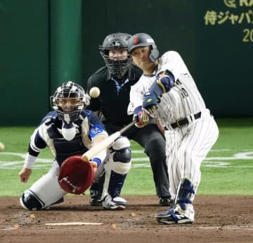 日本11得点、韓国に大勝　野球強化試合第1戦