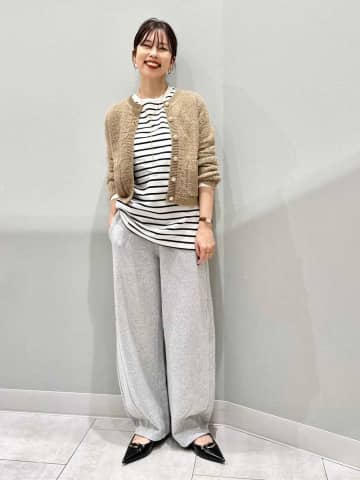 「ダル着みえ」→ 回避！【GU】40・50代が真似したい！「大人スウェットパンツコーデ」