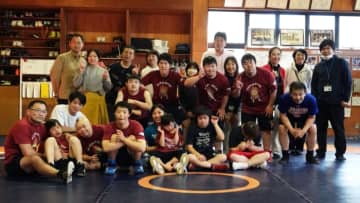 ＜レスリング＞「初心に戻ることができ、パワーもらいました」…須﨑優衣選手（キッツ）が約1年ぶりに「わくわくレスリング教室」へ