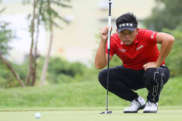 地元台湾の洪健堯が1打リードで最終日へ