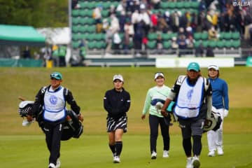 ＜速報＞国内女子ツアーは最終組がティオフ　女王戴冠へ佐久間朱莉がバーディ発進