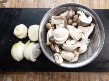 生クリーム使わなくてもこんなに美味しくできるの！？あったかコク旨！きのこのクリームスープ