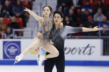 ペア三浦、木原組が逆転V　友野3位、フィギュアGP