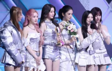 「IVE」、「Grand Song」など4冠達成「幸せで胸いっぱい」＝「2025 KGMA」