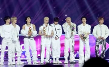 Stray Kids、IVE「2025 KGMA」で抜群の人気を証明！受賞の喜び明かす“ファンのおかげ”（総合）