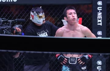 【ＯＮＥ】青木真也　手塚裕之に無念の逆転負けも晴れ晴れ「いい試合だったんじゃないの？」