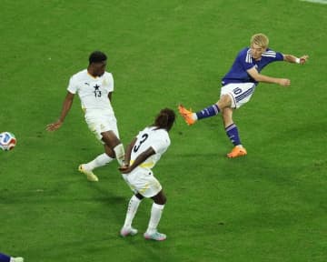 ［本田泰人の眼］不変のキックモーション。だから敵は読めない。ガーナ戦で２点目を奪った堂安律。一流選手であることを証明した