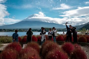 中国、自国民に日本渡航を控えるよう警告　台湾巡る対立激化受け