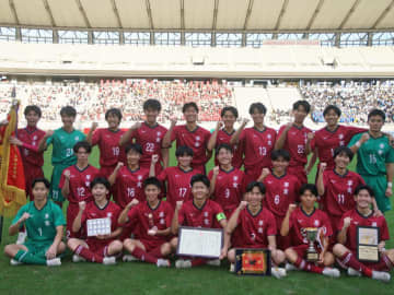 早稲田実業、多摩大目黒に2試合連続劇的弾で2年ぶり2回目の選手権出場決める