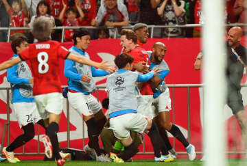 【浦和】ホイブラーテン、チアゴ・サンタナの退団が正式決定。2023年ACL“優勝決定ゴール”をもたらす