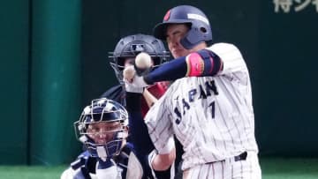 【侍ジャパン】死球受けた西川史礁のもとへ韓国投手が謝罪に　練習前に和やかな1シーン