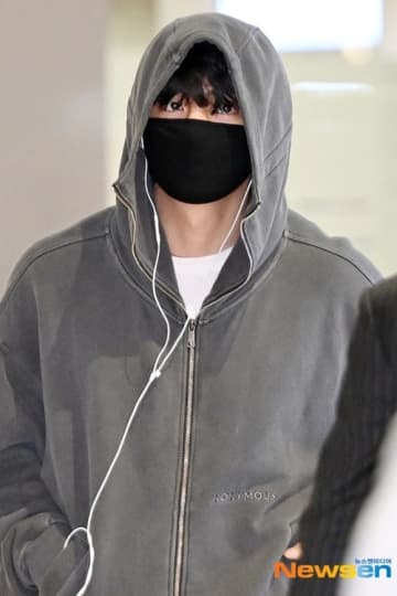 【PHOTO】BTSのV、海外スケジュールを終えてアメリカから帰国（動画あり）