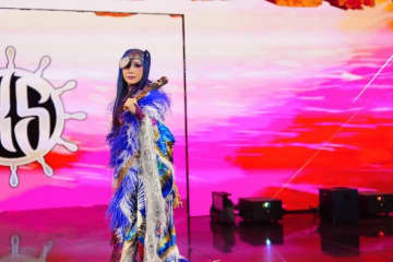 「超一流の美しさ」日本人女子レスラー、久々“ベルト戴冠” 万感自撮りショット投稿にコメント殺到「本当におめでとう」