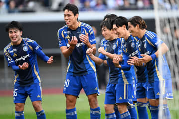 長友佑都から「優勝しろよ」　掴んだ決勝の切符…第2子誕生、主将から「そのためにも勝とう」