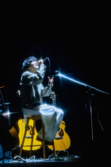 石崎ひゅーい、全国ツアー初日にニューアルバム発売を発表