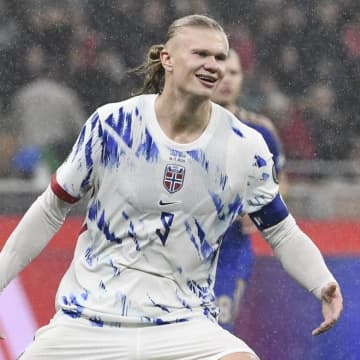 ノルウェーが“８戦全勝の無双ぶり”で1998年以来７大会ぶり４回目のW杯出場。ハーランドの２得点など後半のゴールラッシュでイタリアに逆転勝利【欧州予選】