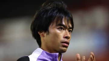 私服姿の三笘薫、なでしこ選手がゴールした女子の試合を生観戦！現地紙も注目