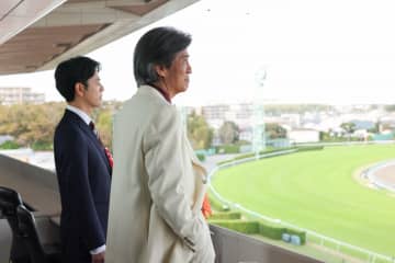 佐藤浩市が「かなり痩せた」と衝撃　『ザ・ロイヤルファミリー』耕造の変化にネット「一気に弱って…」「役者凄い」