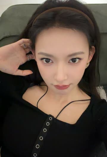 「宇宙少女」ソンソ、「整形副作用説」を吹き飛ばす変わらぬ美貌を公開